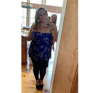 Meet your Posher, Becka